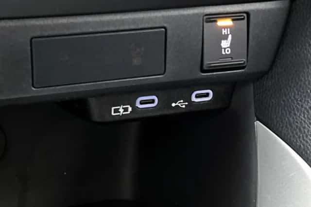 Mazda 2_Hybrid (2025) thumbnail 24