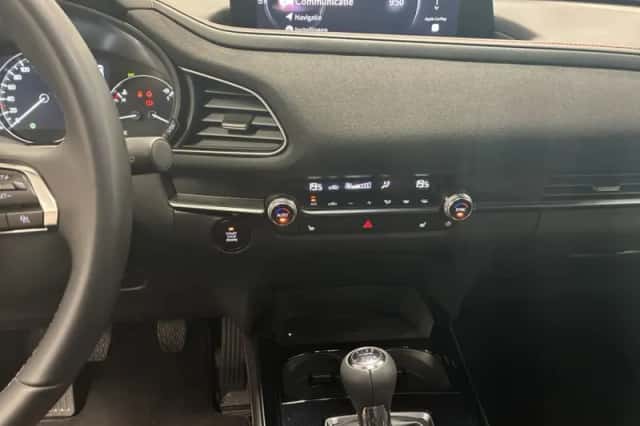 Mazda CX-30 (2025) thumbnail 17