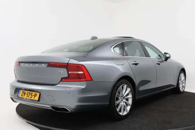 Volvo S90 (2019) thumbnail 3