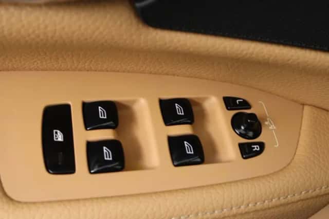 Volvo S90 (2019) thumbnail 4