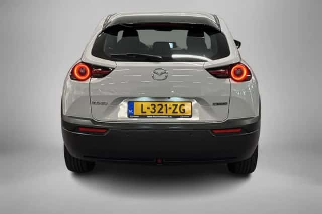Mazda MX-30 (2021) thumbnail 4