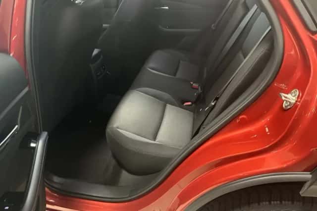 Mazda CX-30 (2020) thumbnail 10