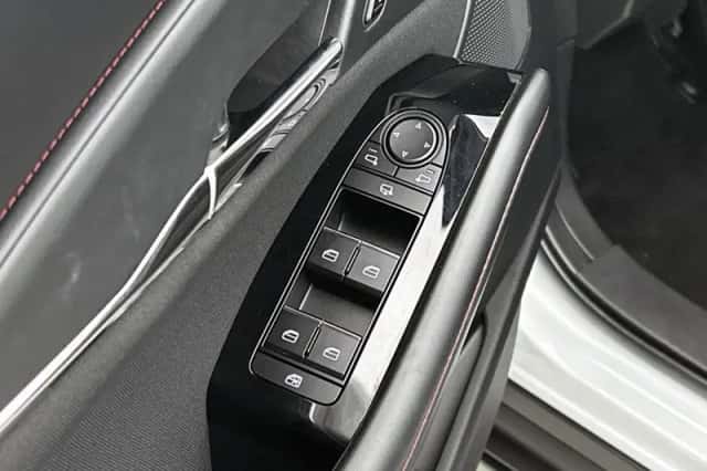 Mazda CX-30 (2024) thumbnail 22