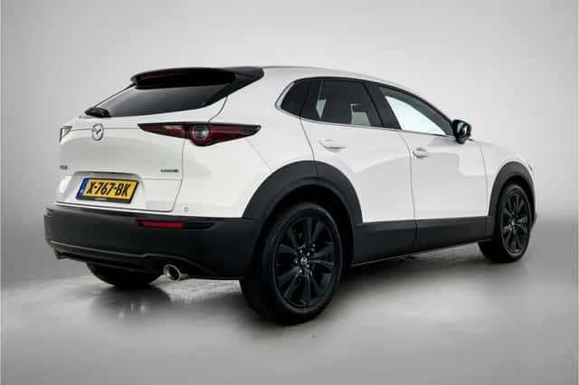 Mazda CX-30 (2023) thumbnail 3
