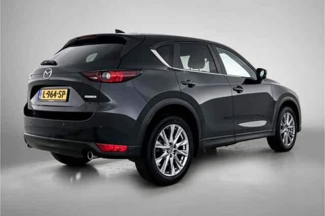 Mazda CX-5 (2021) thumbnail 2