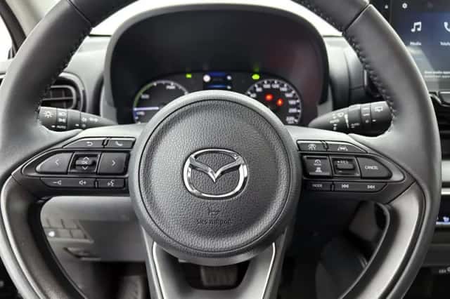 Mazda 2_Hybrid (2025) thumbnail 17