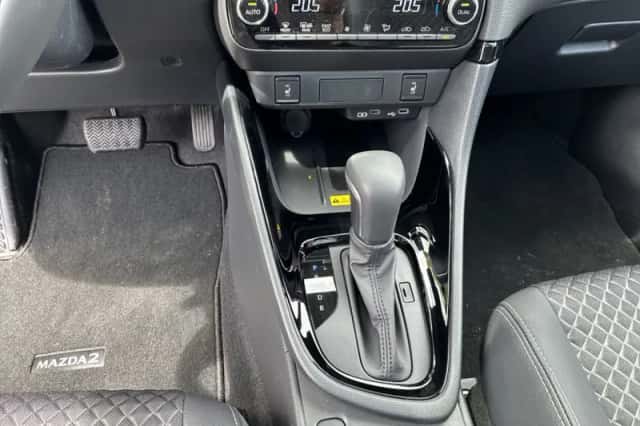 Mazda 2_Hybrid (2026) thumbnail 14