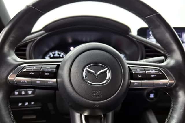Mazda 3 (2021) thumbnail 21