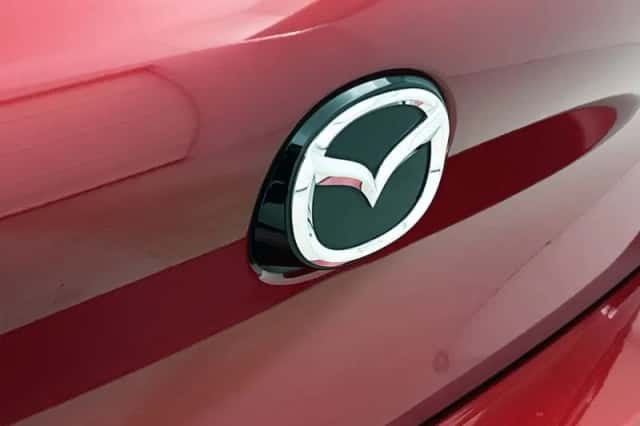 Mazda 3 (2021) thumbnail 22