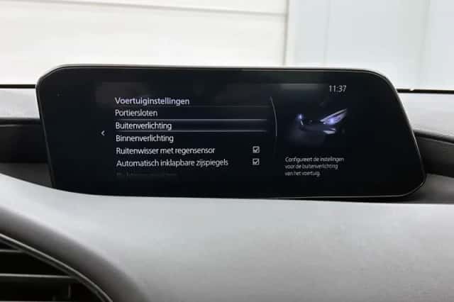 Mazda 3 (2021) thumbnail 29