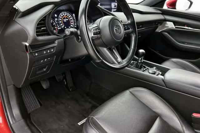 Mazda 3 (2021) thumbnail 38