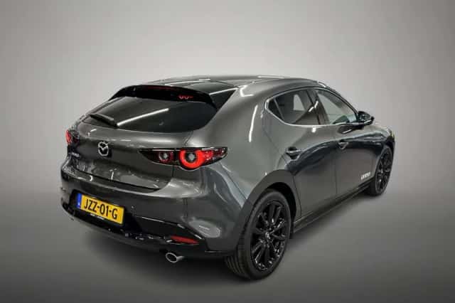 Mazda 3 (2026) thumbnail 2
