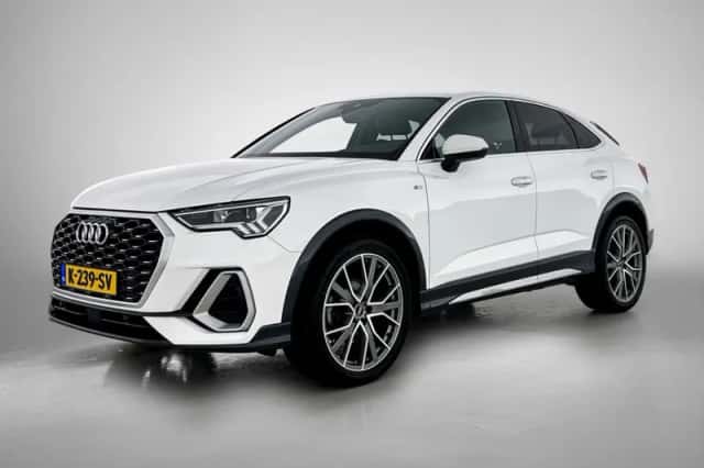 Audi Q3 (2021) thumbnail 1