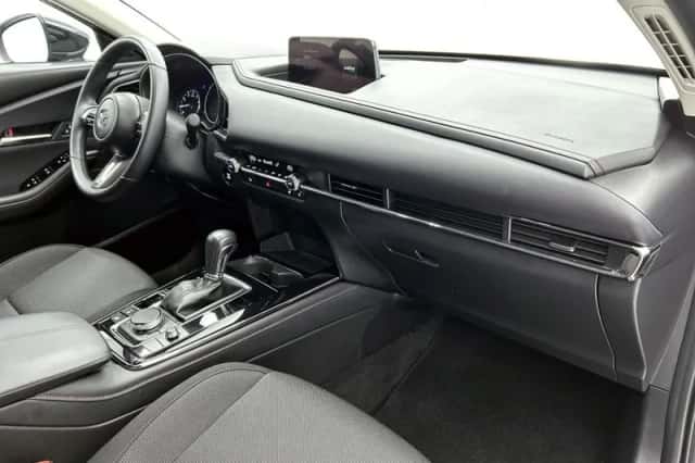 Mazda CX-30 (2024) thumbnail 6