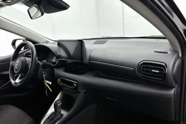Mazda 2_Hybrid (2024) thumbnail 6