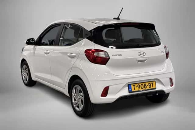 Hyundai i10 (2023) thumbnail 4