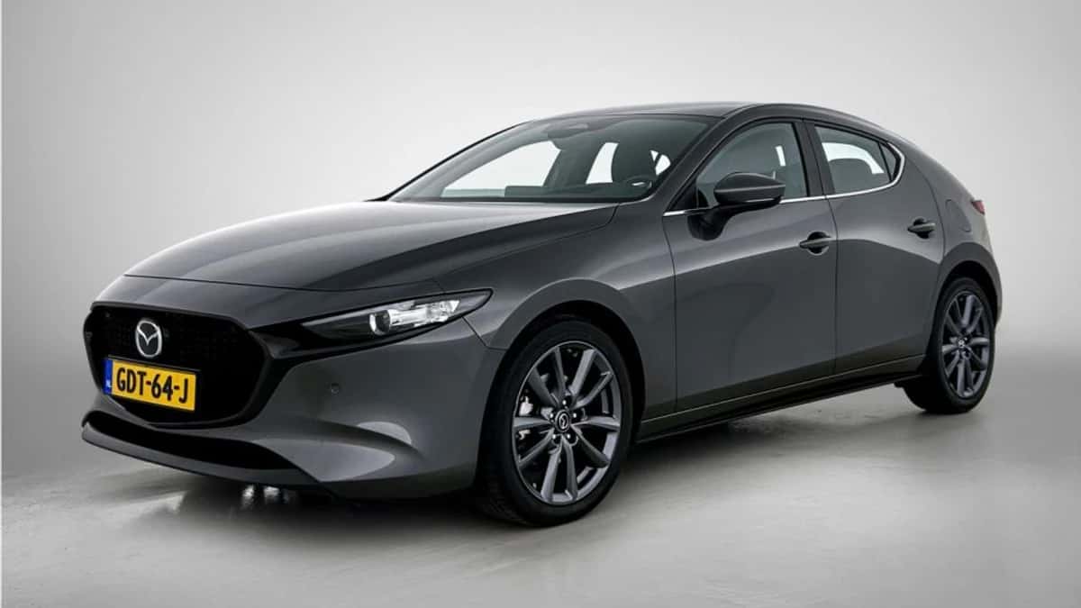 Mazda 3 (2024) — foto 1