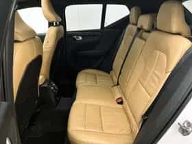 Volvo XC40 (2021) thumbnail 18