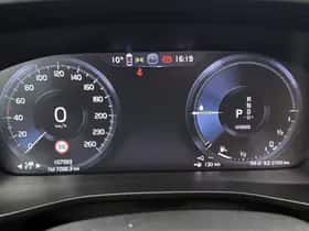 Volvo XC40 (2021) thumbnail 6