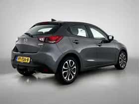 Mazda 2 (2017) thumbnail 2