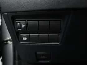 Mazda 2_Hybrid (2024) thumbnail 4