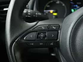Mazda 2_Hybrid (2024) thumbnail 9