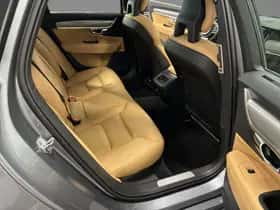 Volvo S90 (2019) thumbnail 36
