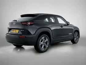 Mazda MX-30 (2025) thumbnail 2