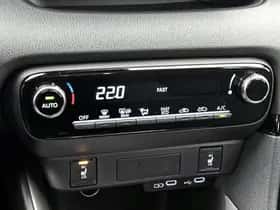 Mazda 2_Hybrid (2024) thumbnail 9