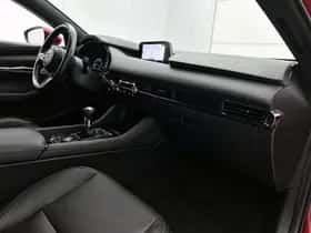 Mazda 3 (2021) thumbnail 6