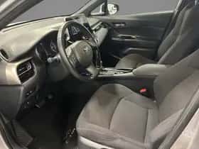 Toyota C-HR (2019) thumbnail 14