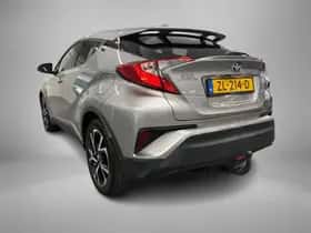 Toyota C-HR (2019) thumbnail 4