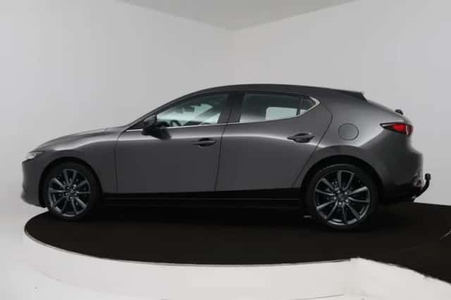 Mazda 3 (2024) thumbnail 4