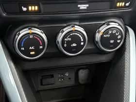 Mazda 2 (2024) thumbnail 9