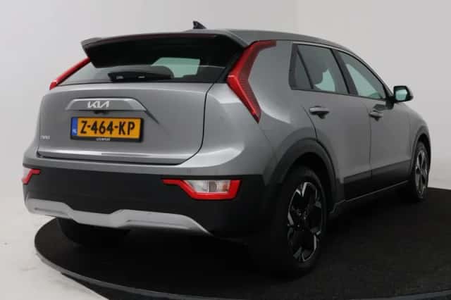Kia Niro EV (2024) thumbnail 2