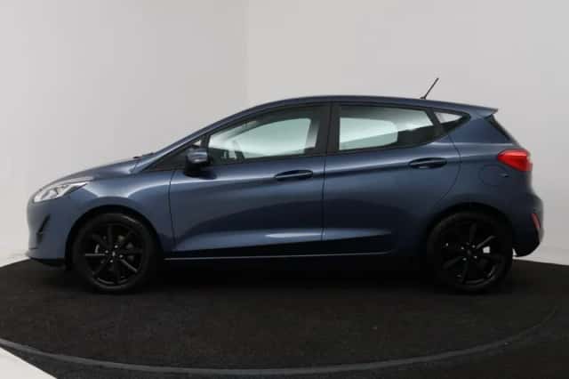 Ford Fiesta (2019) thumbnail 3