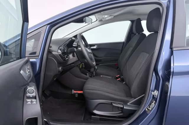 Ford Fiesta (2019) thumbnail 4