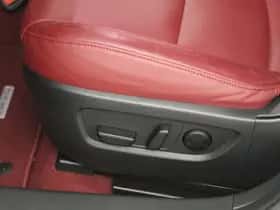 Mazda CX-30 (2021) thumbnail 23