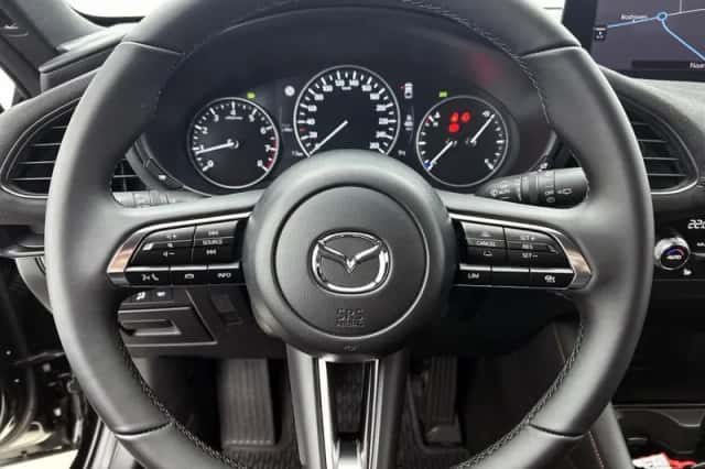 Mazda 3 (2025) thumbnail 16