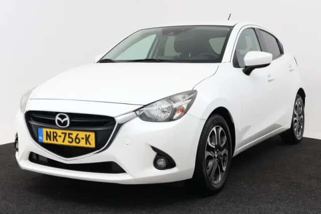 Mazda 2 (2017) thumbnail 1