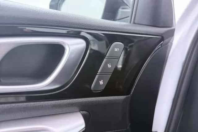 Kia XCeed (2023) thumbnail 5