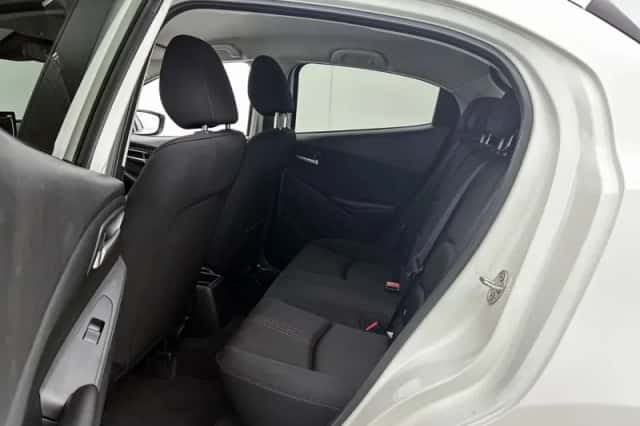 Mazda 2 (2024) thumbnail 16