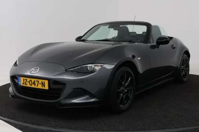 Mazda MX-5 (2016) thumbnail 1