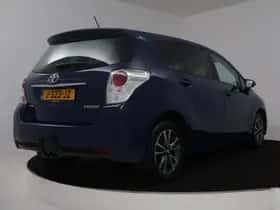 Toyota Verso (2014) thumbnail 2