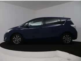 Toyota Verso (2014) thumbnail 3