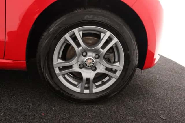 SEAT Mii (2013) thumbnail 19