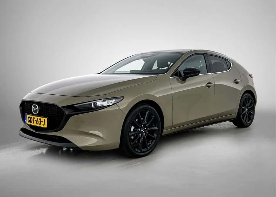 Mazda 3 (2024) — foto 1