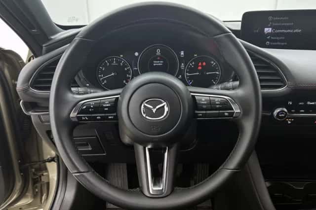 Mazda 3 (2024) thumbnail 17