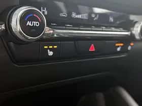 Mazda 3 (2024) thumbnail 18