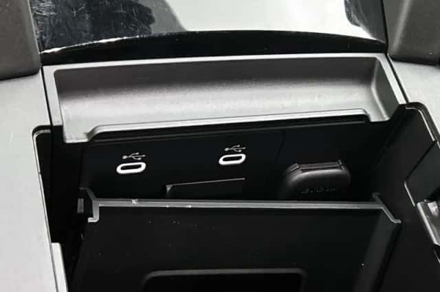 Mazda 3 (2024) thumbnail 24